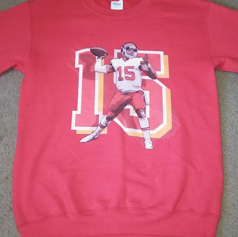 A patrick mahomes sweatshirt